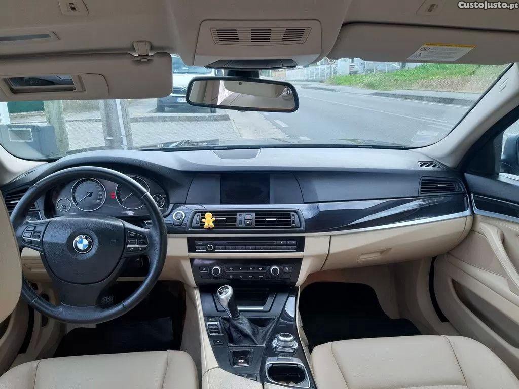 BMW 520 2.0 d touring — fotografia 12