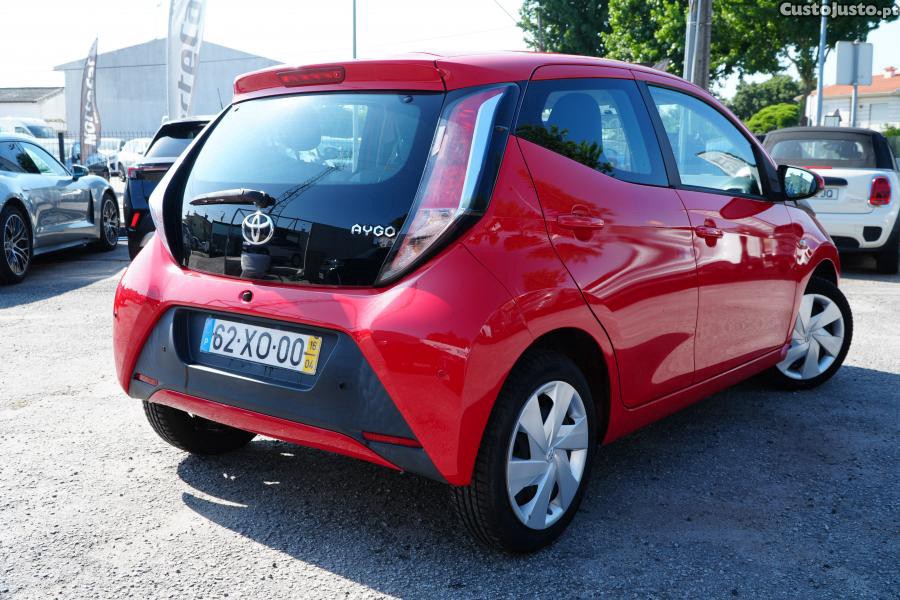 Toyota Aygo 1.0 — fotografia 9