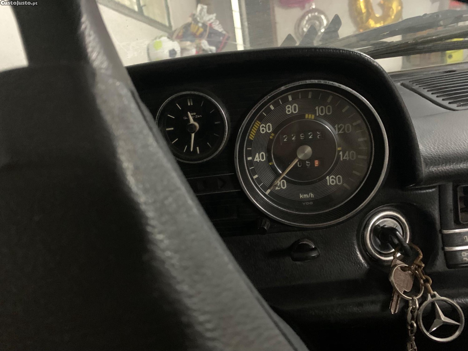 Mercedes-Benz 220 Sedan — photo 5