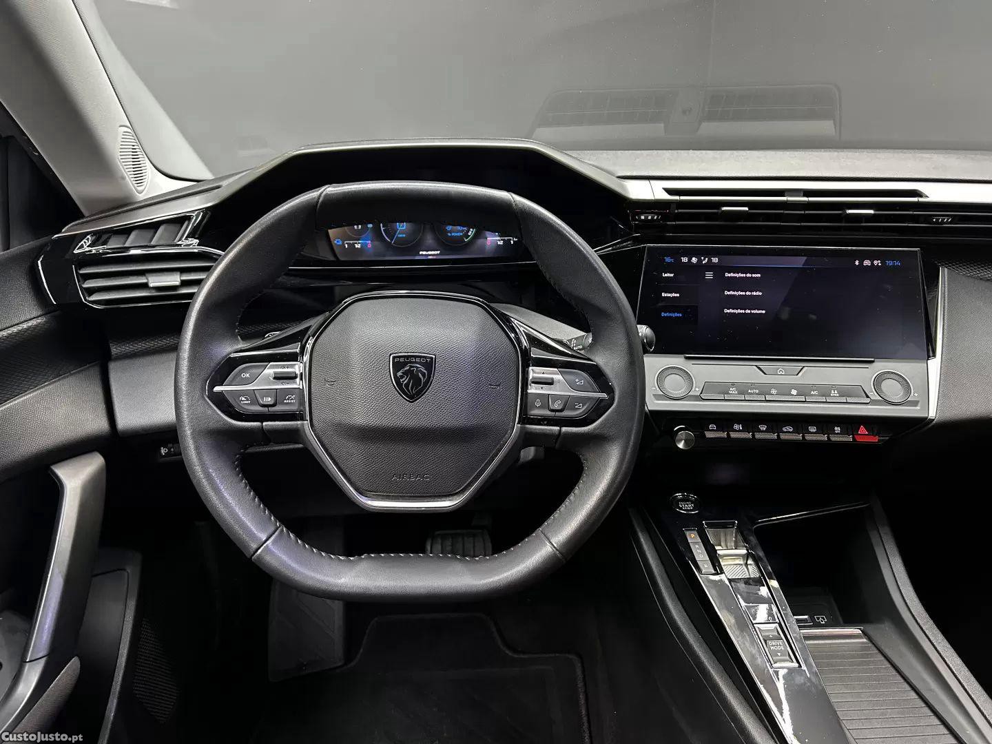 Peugeot 308 1.6 hybrid allure pack e-eat8 — fotografia 6