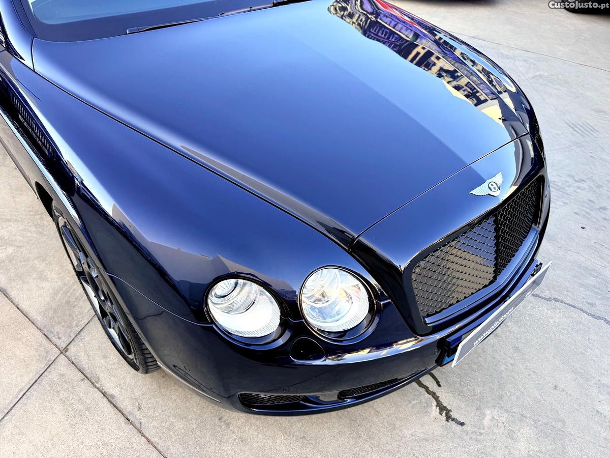 Bentley Continental Flying Spur Flying Spur — fotografia 16