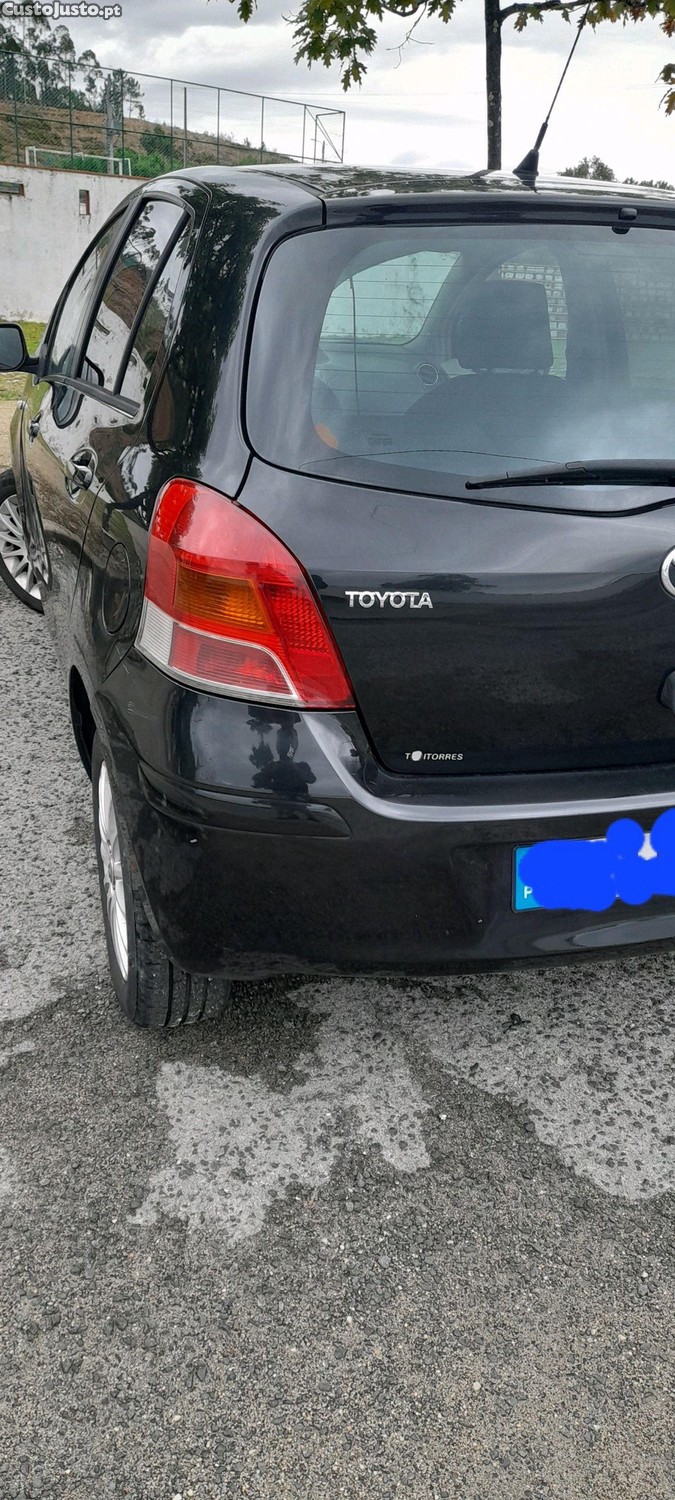 Toyota Yaris 1.4 D4D - 09 — photo 3