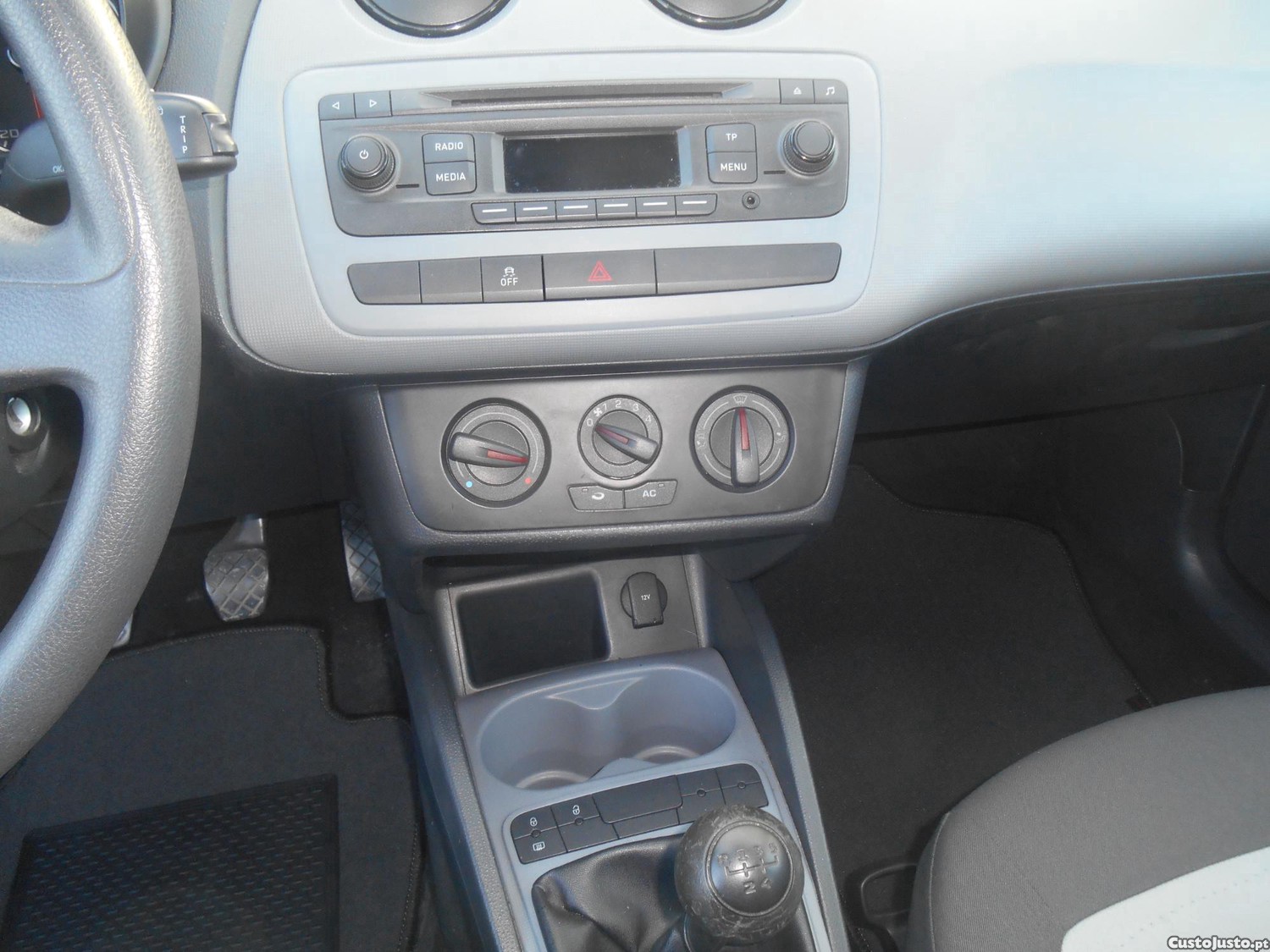 SEAT Ibiza TDI — fotografia 3