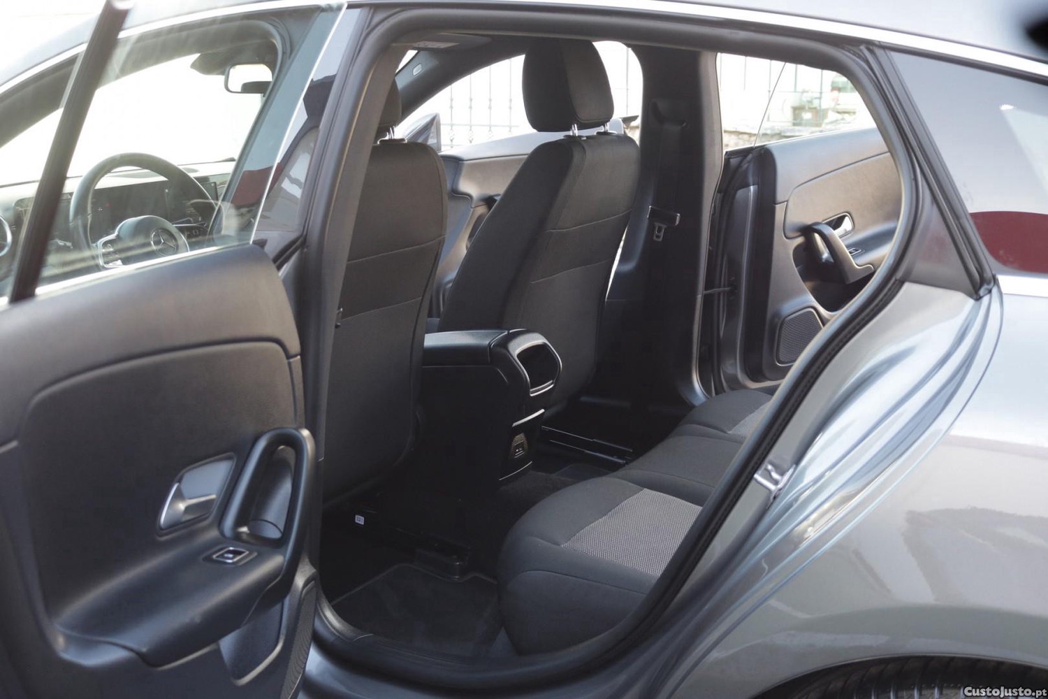 Mercedes-Benz CLA 200 d Shooting Brake Style Plus Auto 150cv — fotografia 34