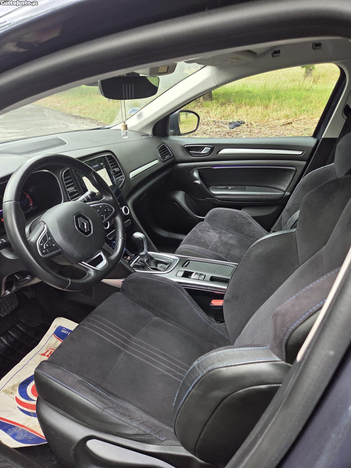 Renault Mégane 1.5 Blue dCi Intens EDC — fotografia 3