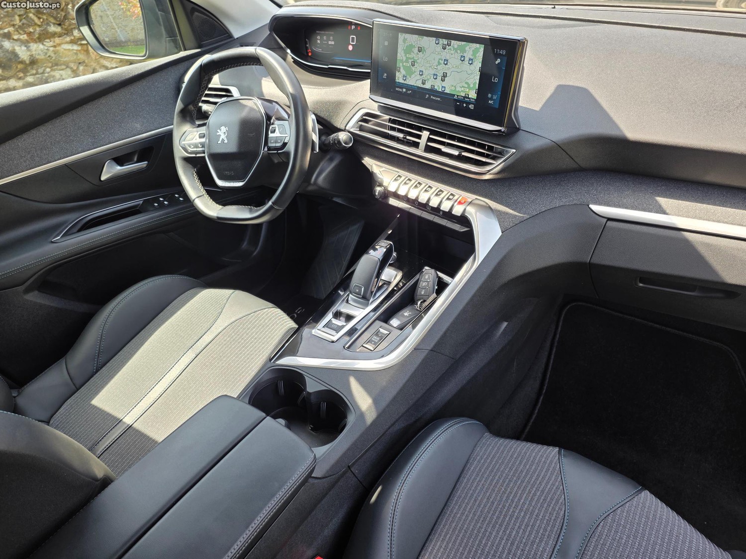 Peugeot 3008 1.2 PureTech Allure 130CV — fotografia 11