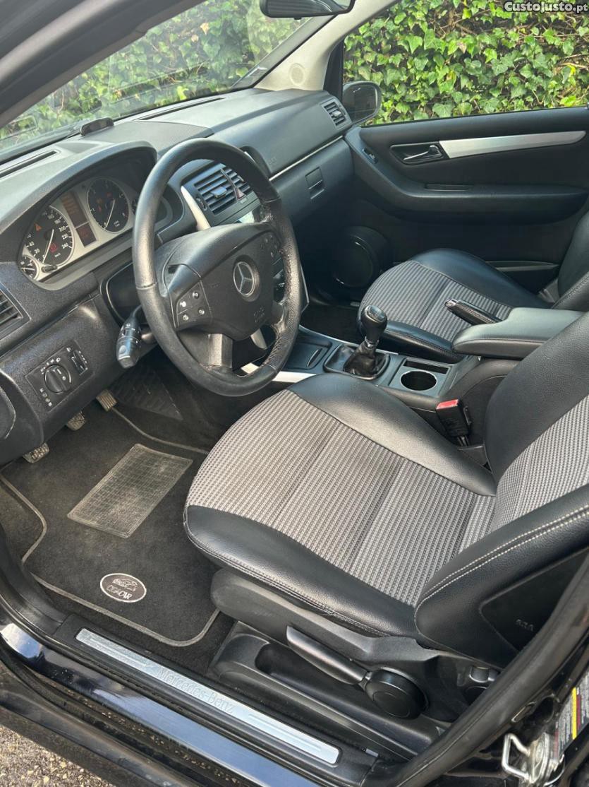Mercedes-Benz B 200 cdi — photo 3