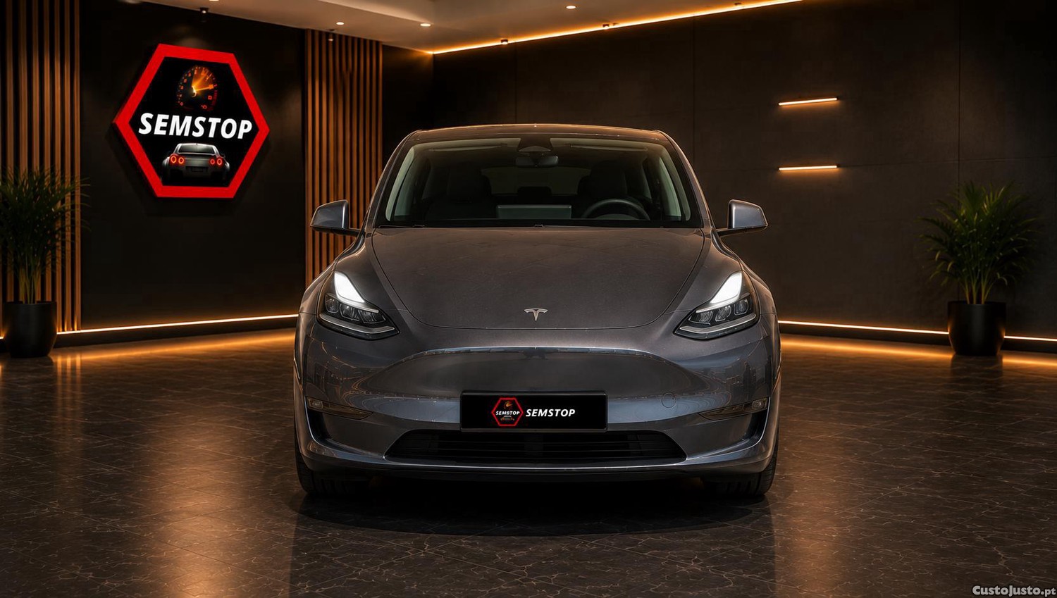 Tesla Model Y Long Range Dual Motor AWD — fotografia 7
