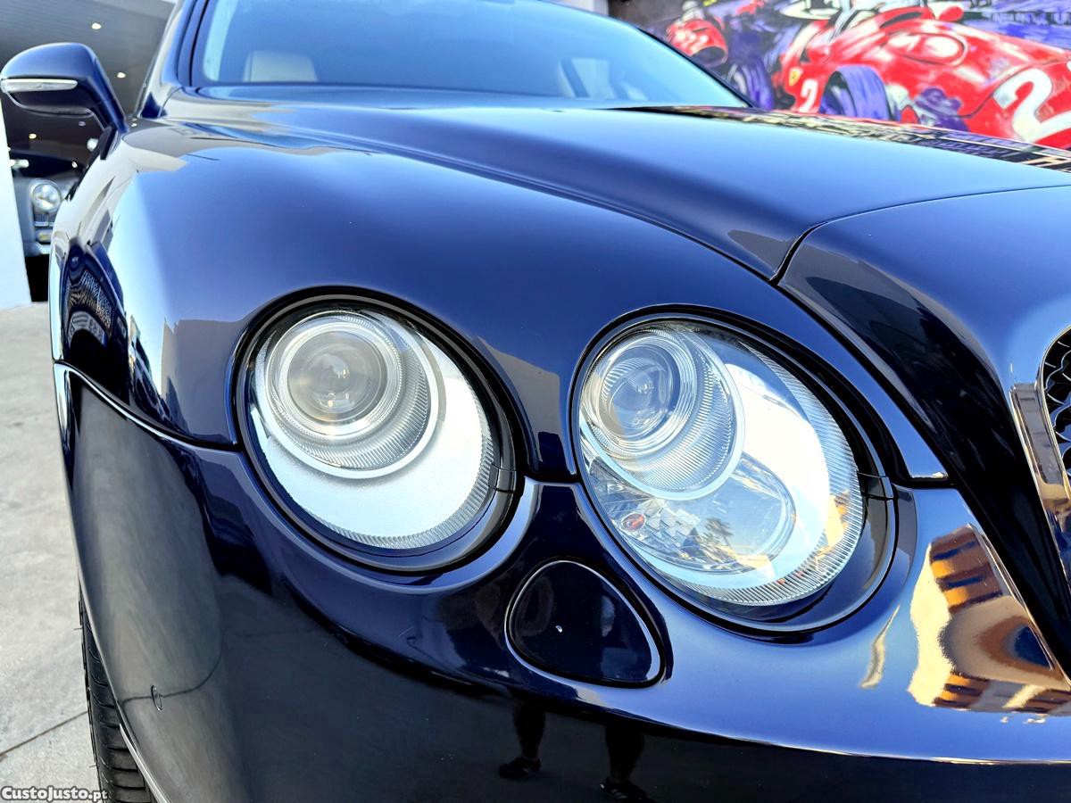 Bentley Continental Flying Spur Flying Spur — fotografia 15