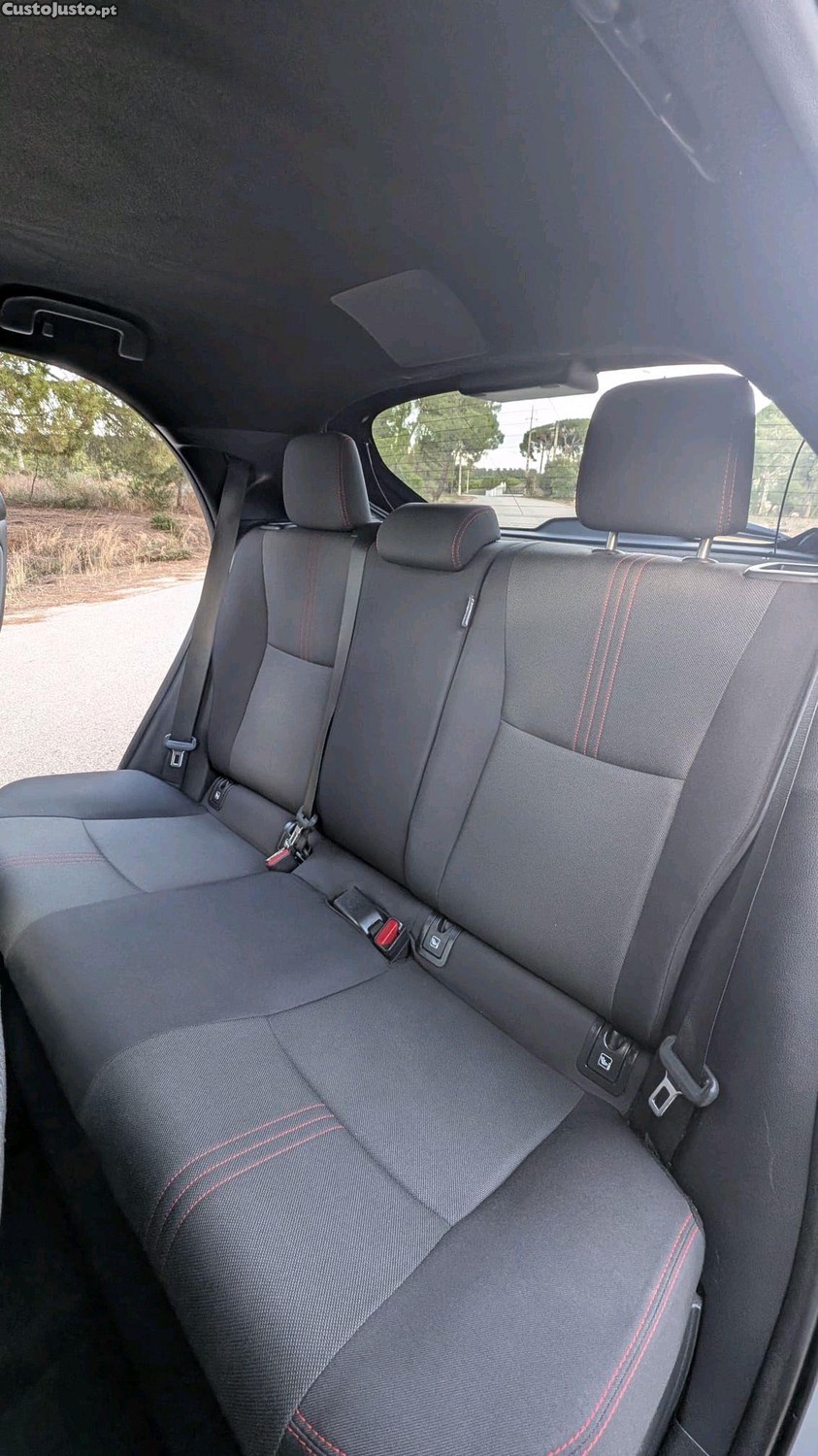 Toyota Yaris GR sport - 22 — photo 5