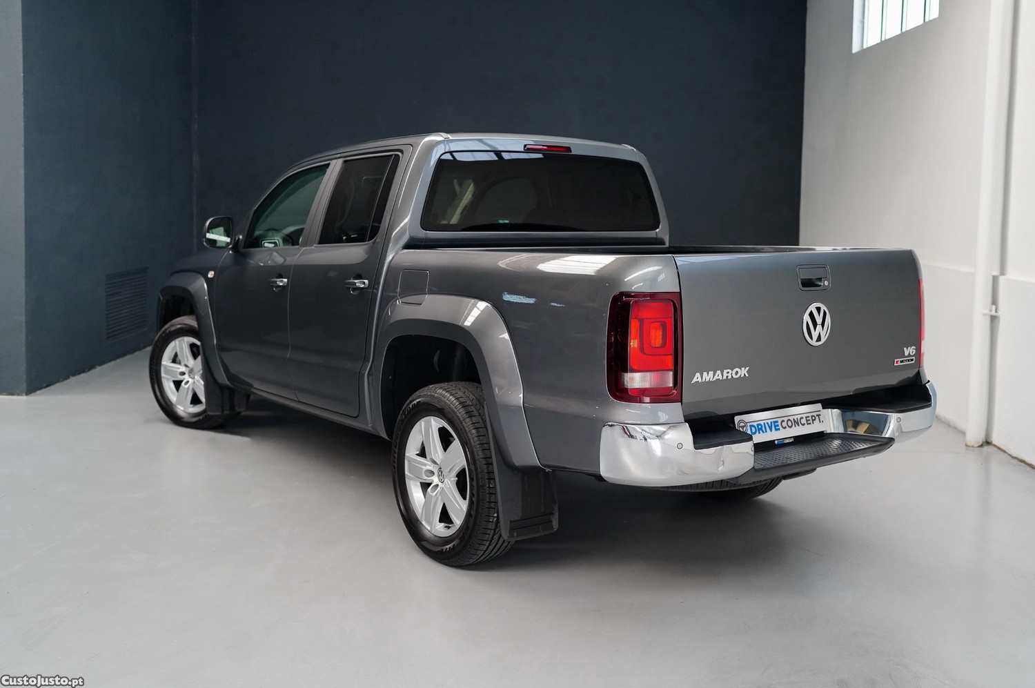 Volkswagen Amarok 3.0 TDi Highline Auto. — fotografia 16