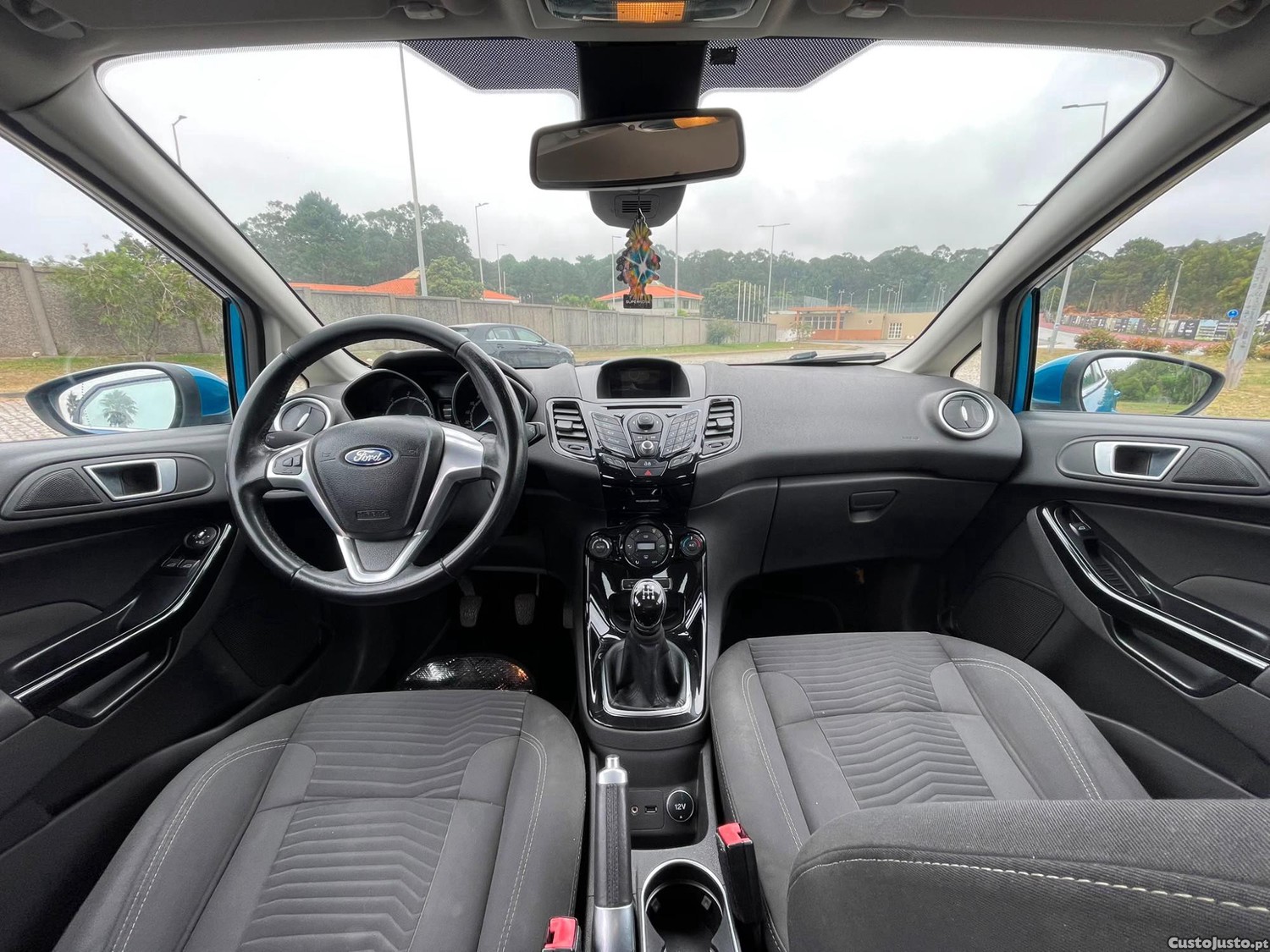 Ford Fiesta 1.6 TDCI Titanium ECOnetic — fotografia 3