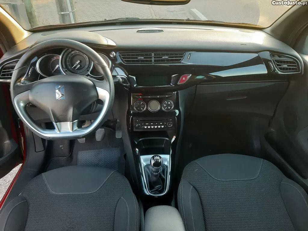 Citroën DS3 1.6 thp sport chic — fotografia 15