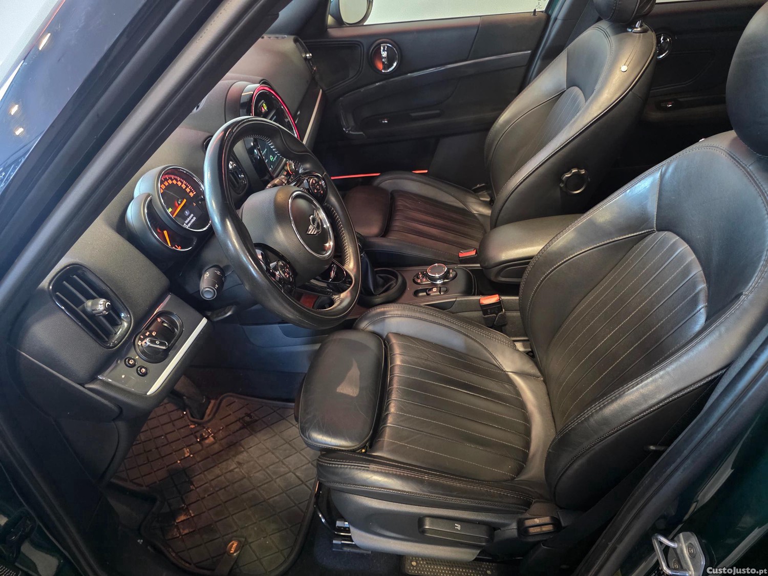 MINI Countryman Cooper Se All4 Híbrido - 18 — photo 3