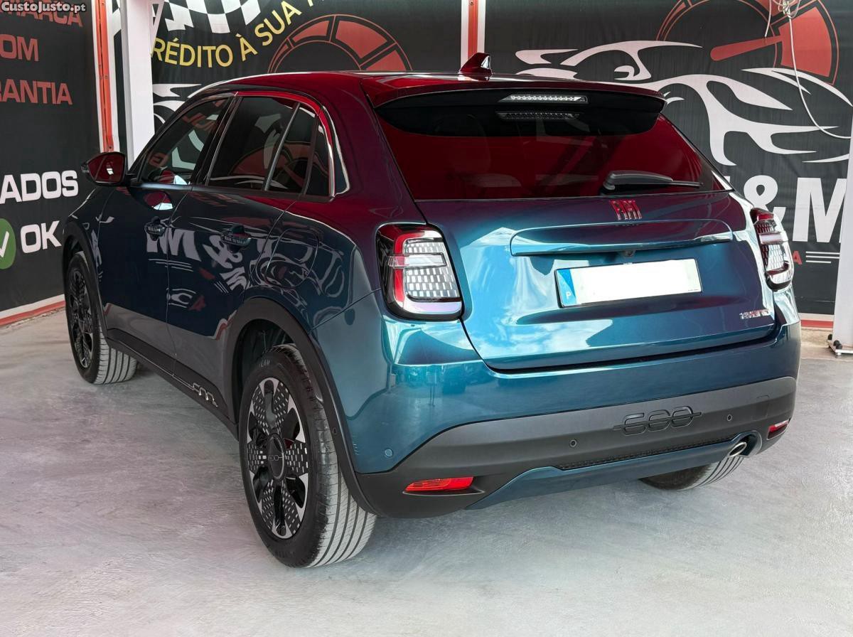 Fiat 600 1.2 Hybrid La Prima - 25 — photo 4