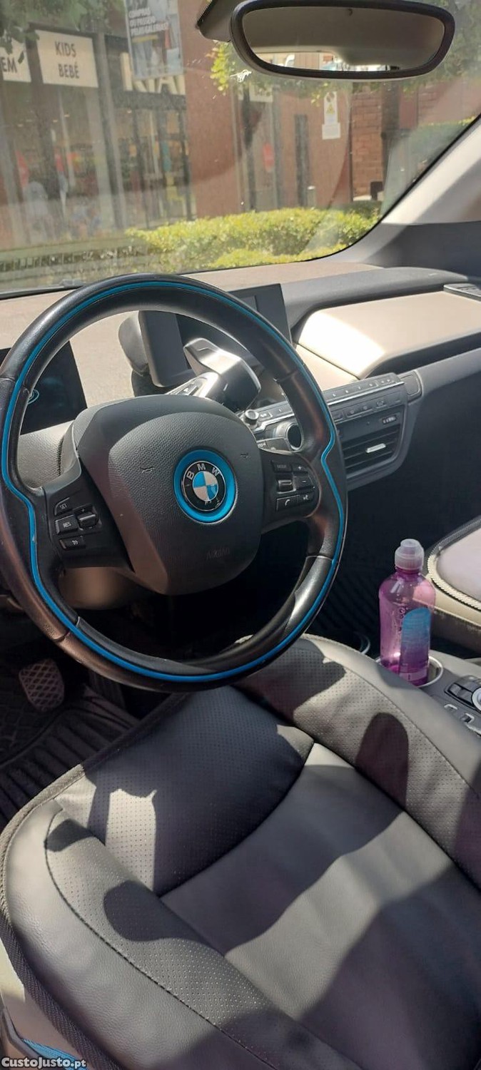BMW i3 100 % Elétrico — fotografia 9