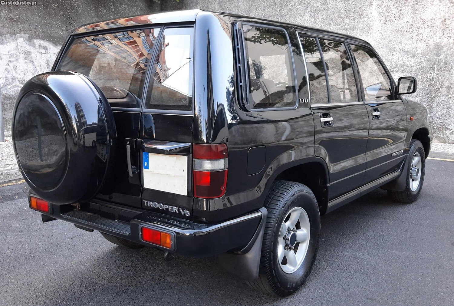 Opel Monterey Isuzu Trooper 3.2L V6 LTD - 96 — photo 5