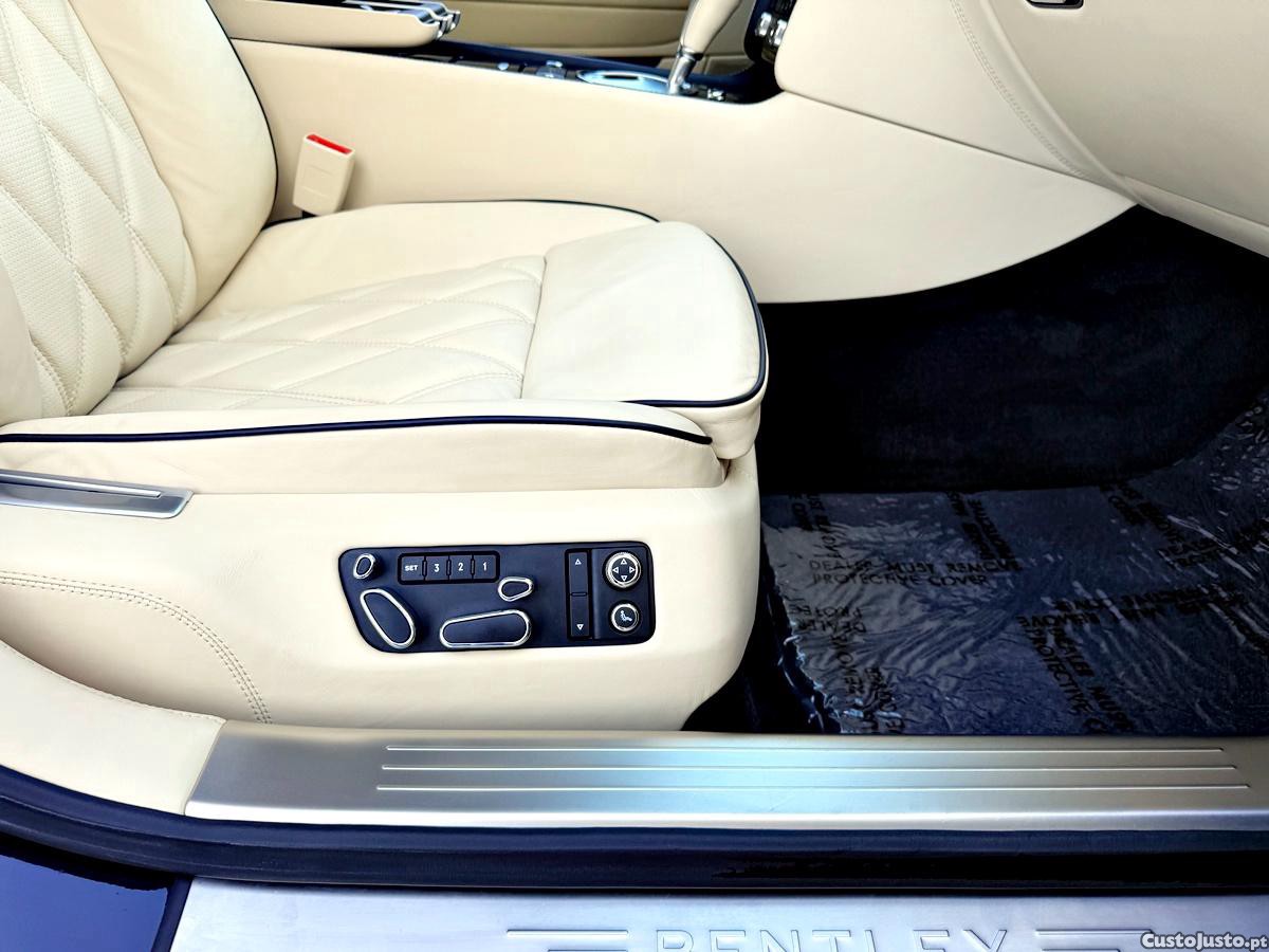 Bentley Continental Flying Spur Flying Spur — fotografia 33