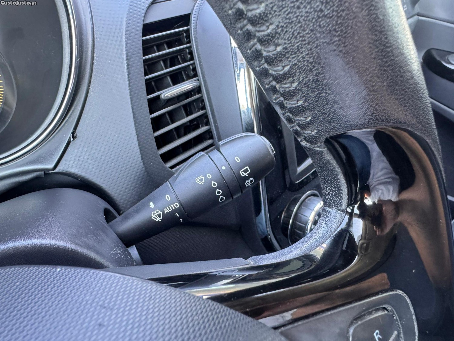 Renault Captur 0.9 TCE Exclusive — fotografia 11