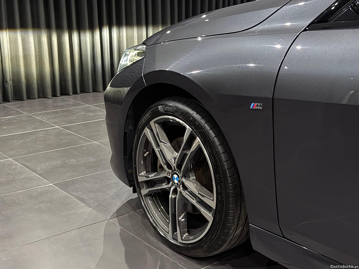 BMW 216 d Pack Desportivo M — fotografia 13