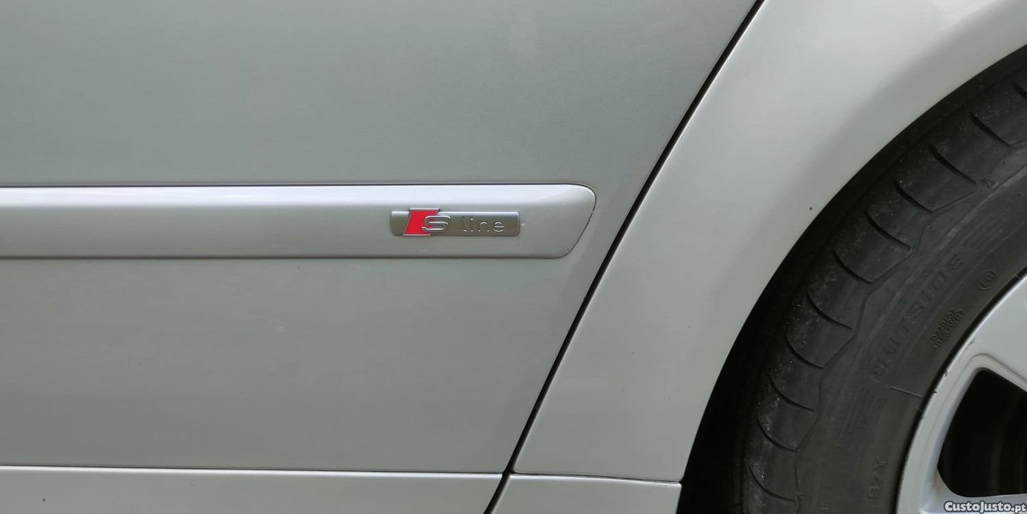 Audi A4 2.0 TDI 140 cv  S line — photo 4
