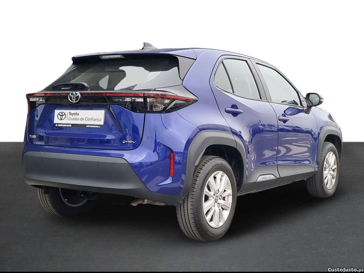 Toyota Yaris Cross 1.5 HDF Comfort Plus — fotografia 3