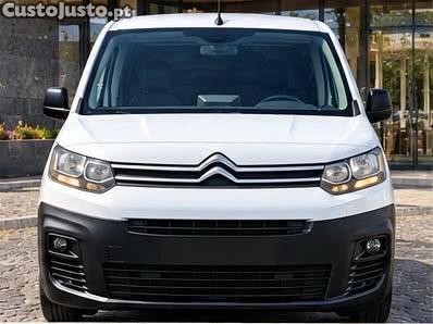 Citroën Berlingo 3 Lugares 51.000KM  Possibilidade de financiamento - 18 — photo 2
