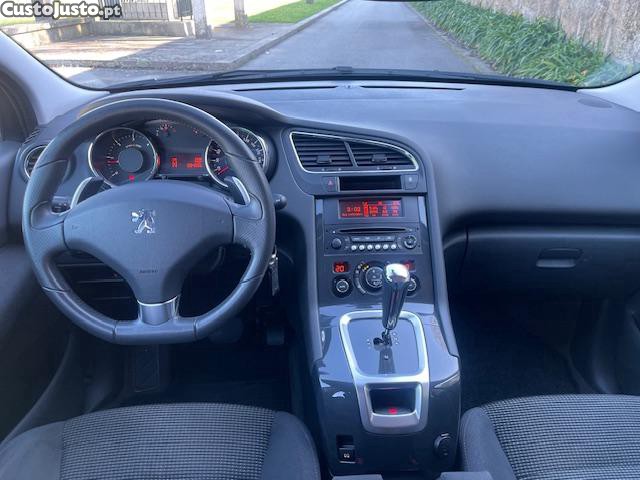 Peugeot 5008 1.6 E-HDi 7L Active 2-Tronic — fotografia 3