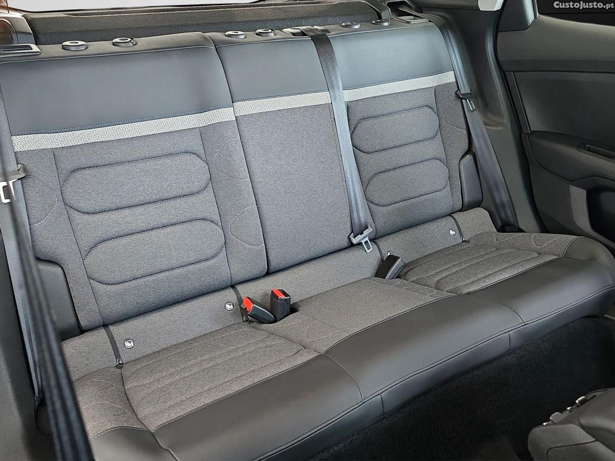 Citroën C4 BlueHDi 130 Stop&Sta — fotografia 8