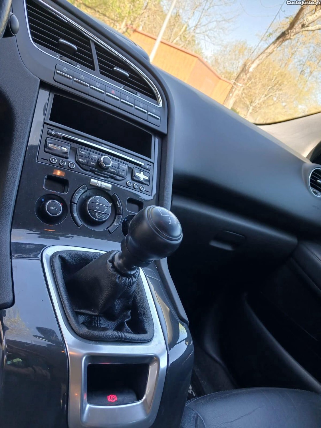 Peugeot 5008 2.0 HDi Sport — fotografia 6