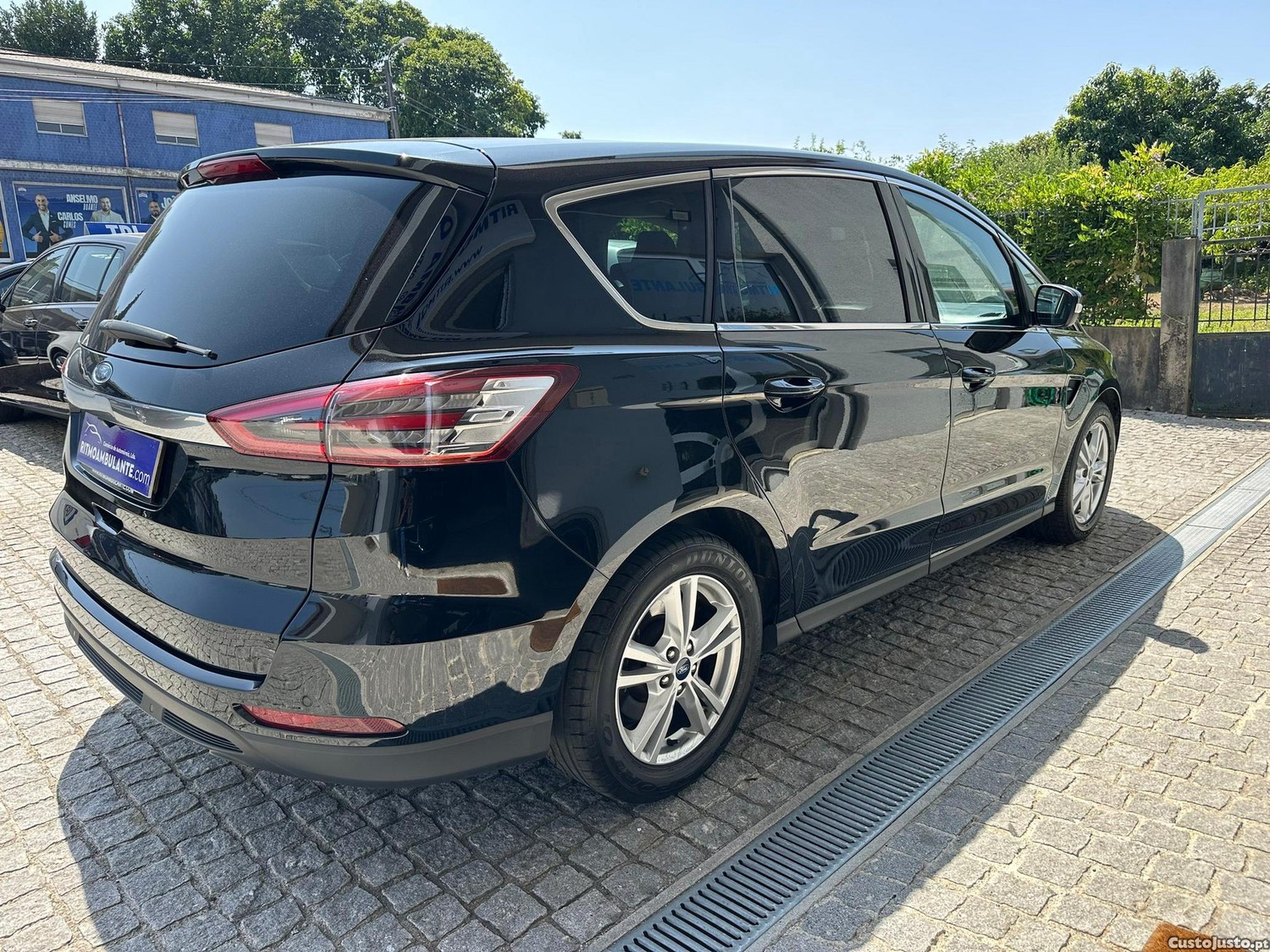 Ford S-Max 2.0 TDCi Titanium — fotografia 16