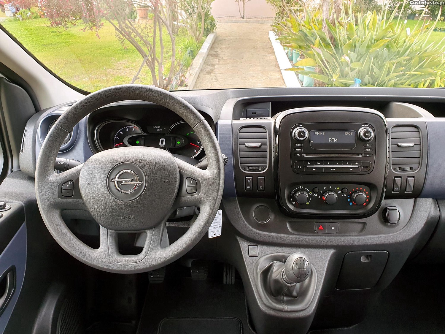Opel Vivaro Combi 1.6 CDTi L1H1 2.9T - 18 foto 5