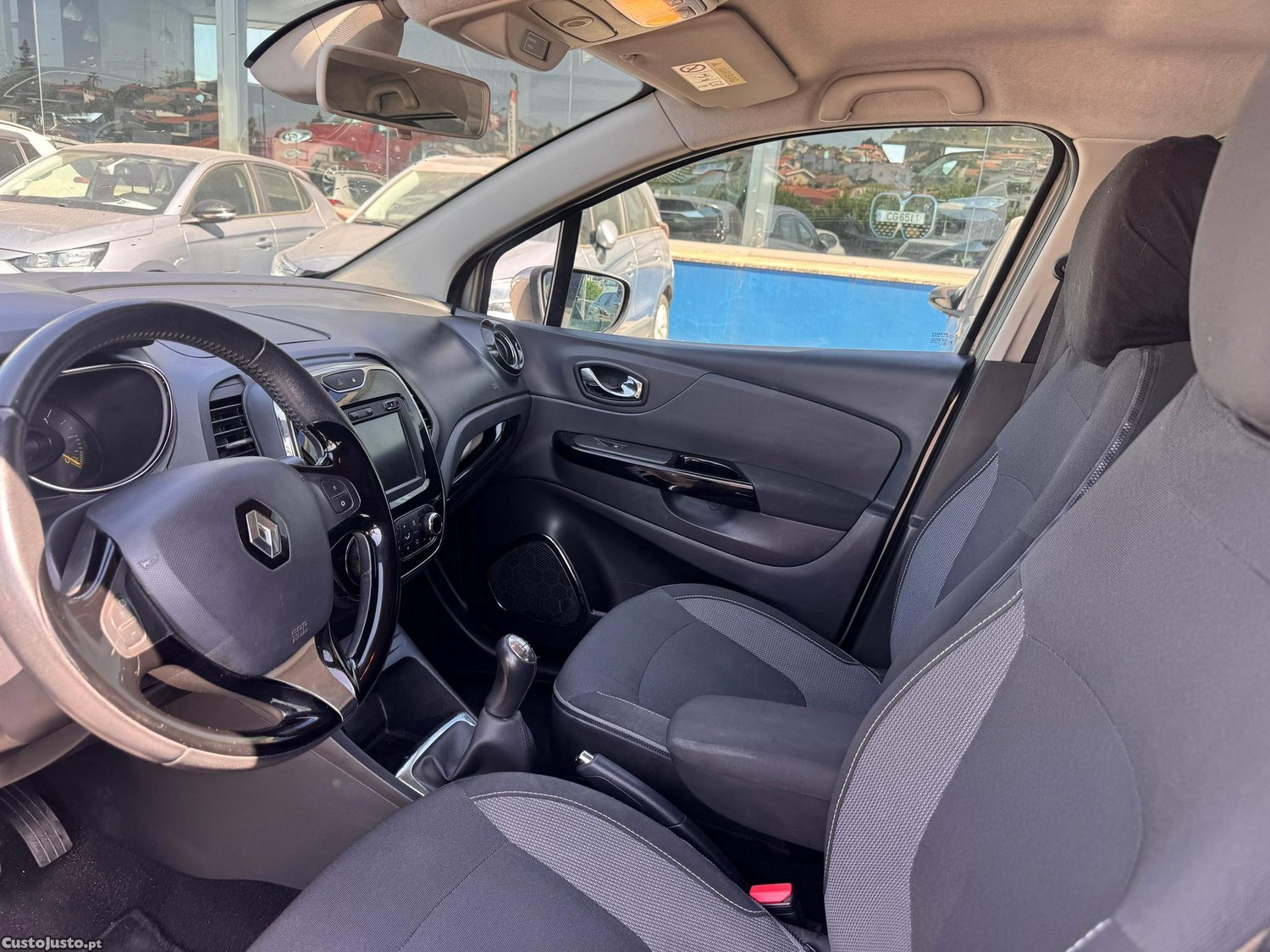 Renault Captur 0.9 TCE Exclusive — fotografia 7