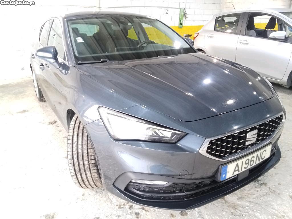 SEAT Leon 1.4 e-Hybrid Xcellence DSG 204cv — fotografia 28