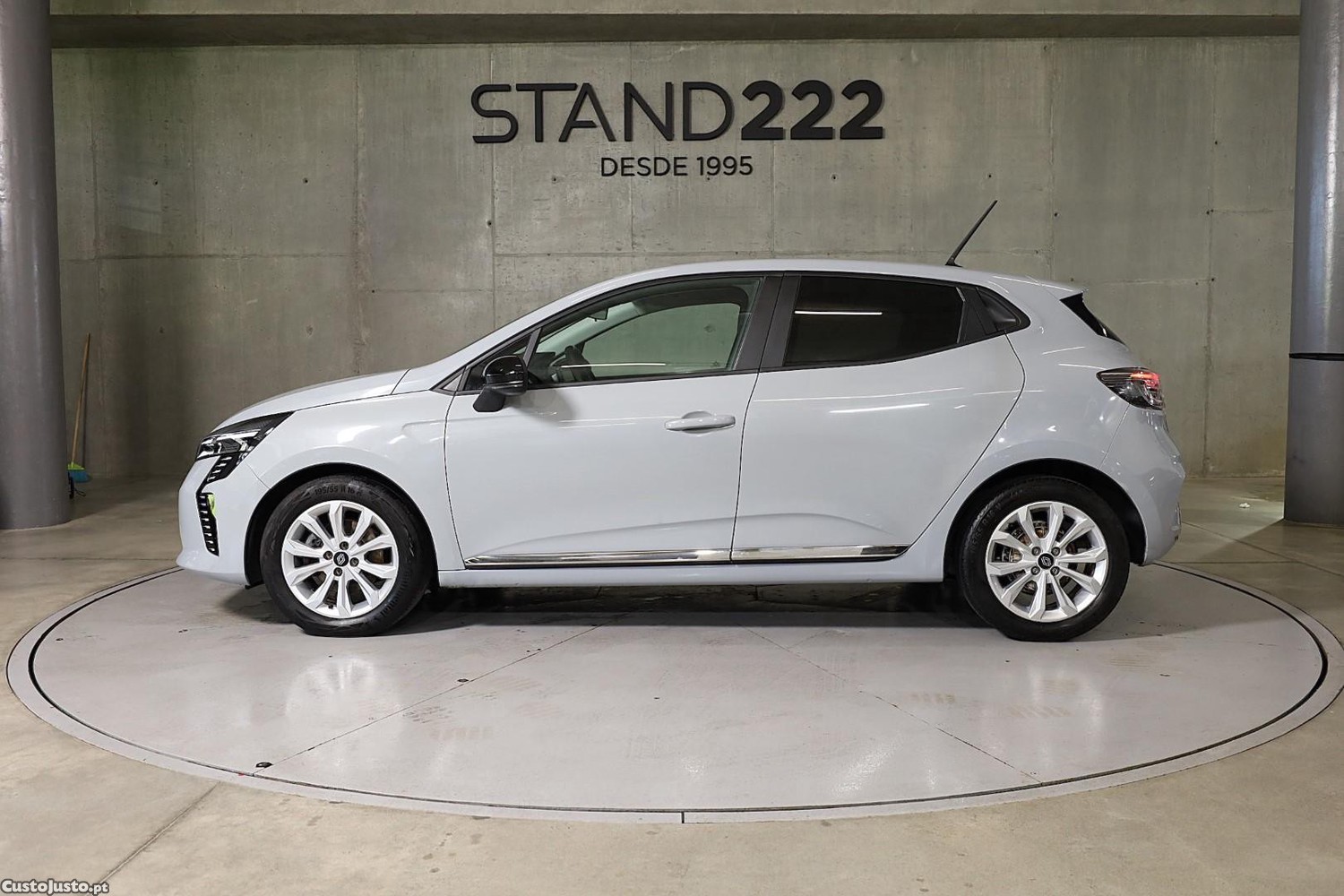Renault Clio 1.5 Blue dCi Evolution — fotografia 17