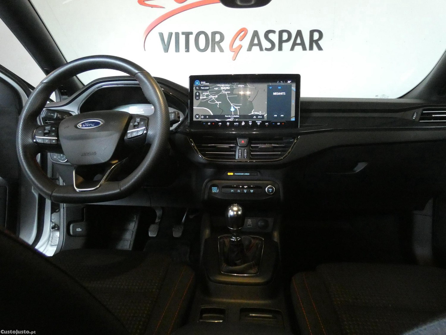 Ford Focus 1.0 EcoBoost MHEV ST-Line — fotografia 13