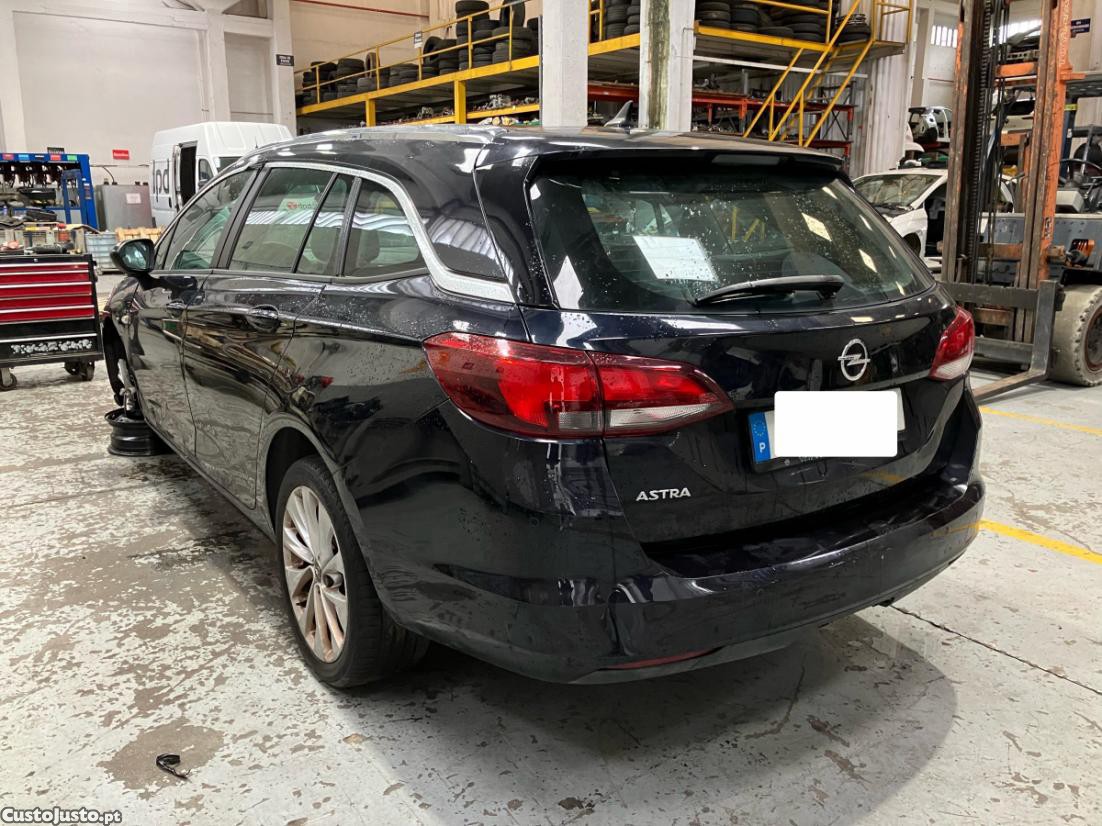 Opel Astra K Sports Tourer 1.6 CDTi 110cv 282.604 KM - 18 foto 3