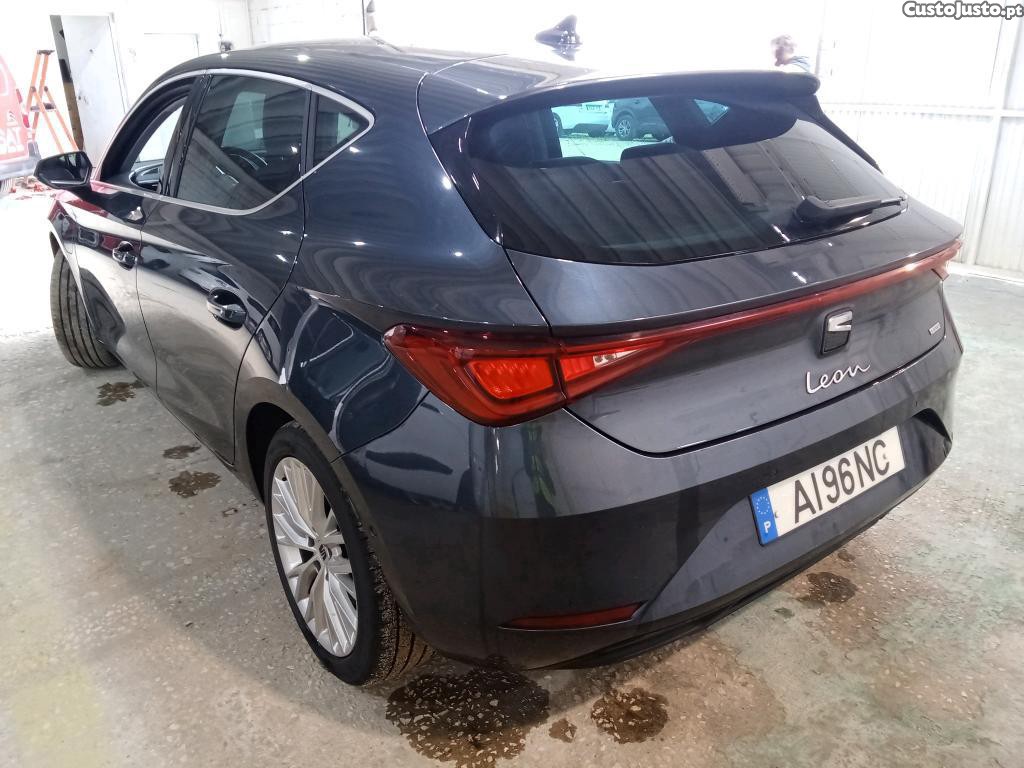 SEAT Leon 1.4 e-Hybrid Xcellence DSG 204cv — fotografia 26