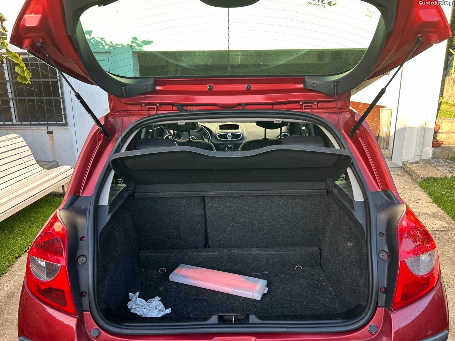 Renault Clio 3 — fotografia 6