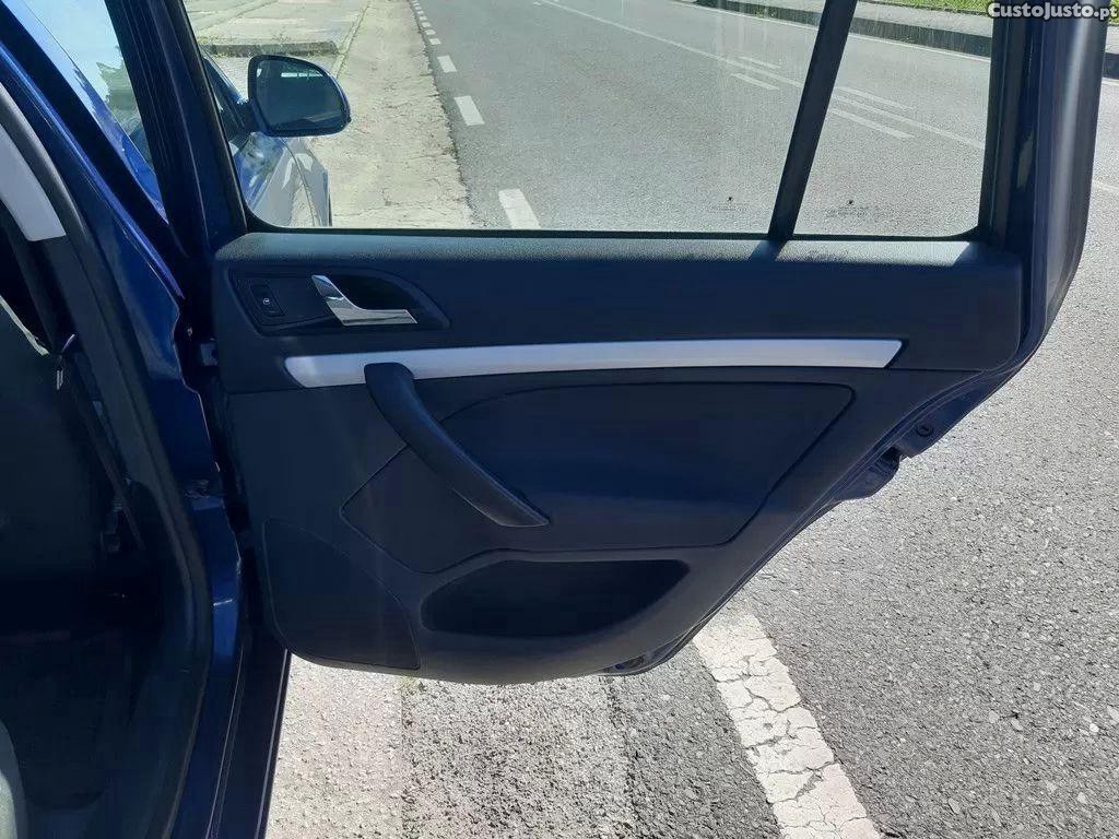 Skoda Octavia 1.2 tsi sportline pack — fotografia 2