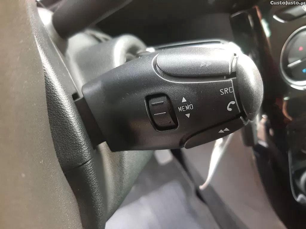 Citroën DS3 1.6 thp sport chic — fotografia 8