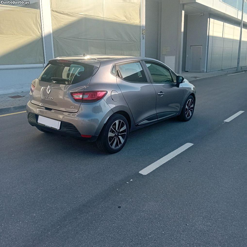 Renault Clio 1.5 dci 90cv limited — fotografia 2
