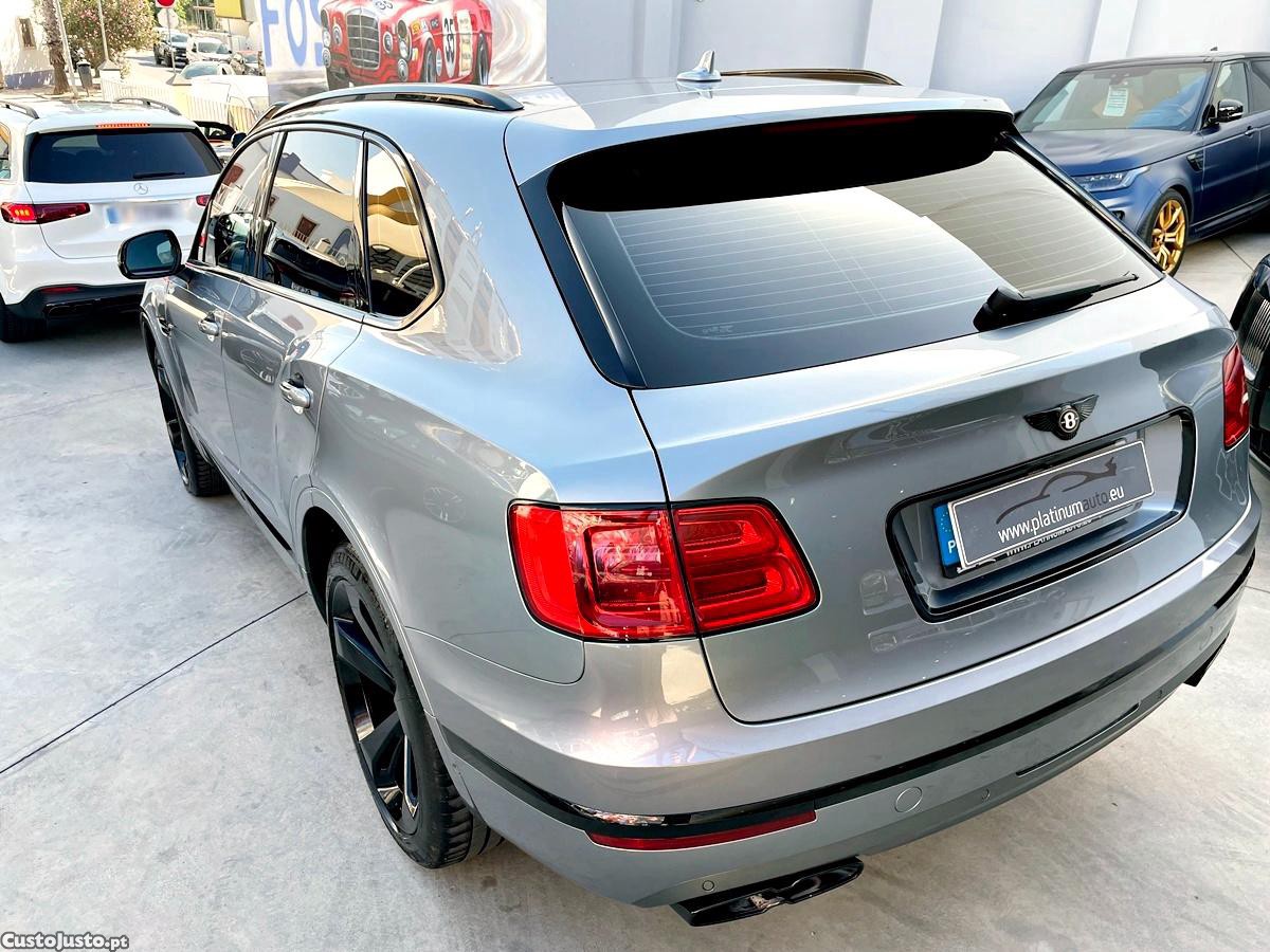 Bentley Bentayga V8 — fotografia 10