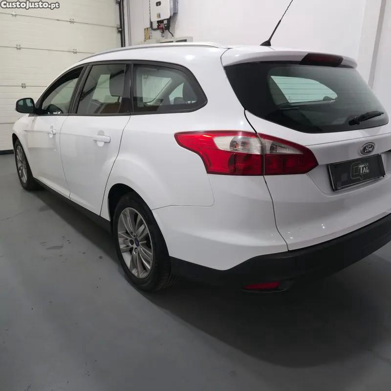 Ford Focus 1.6 TDCi Trend — photo 5