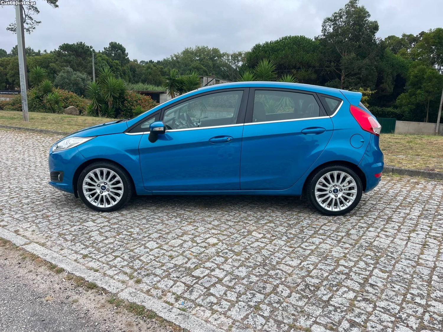 Ford Fiesta 1.6 TDCI Titanium ECOnetic — fotografia 6
