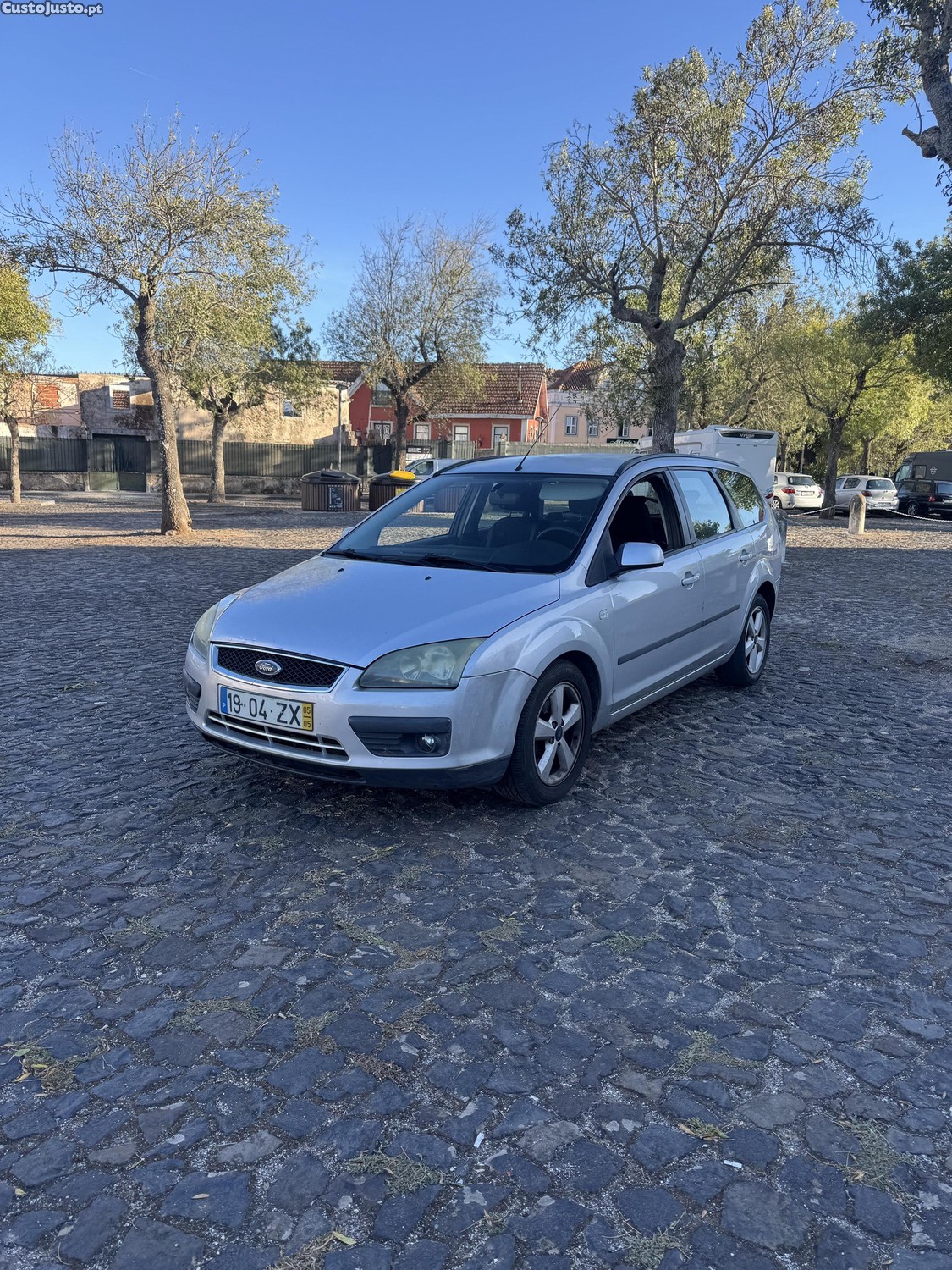 Ford Focus 1.4 gasolina 80 cv — photo 5