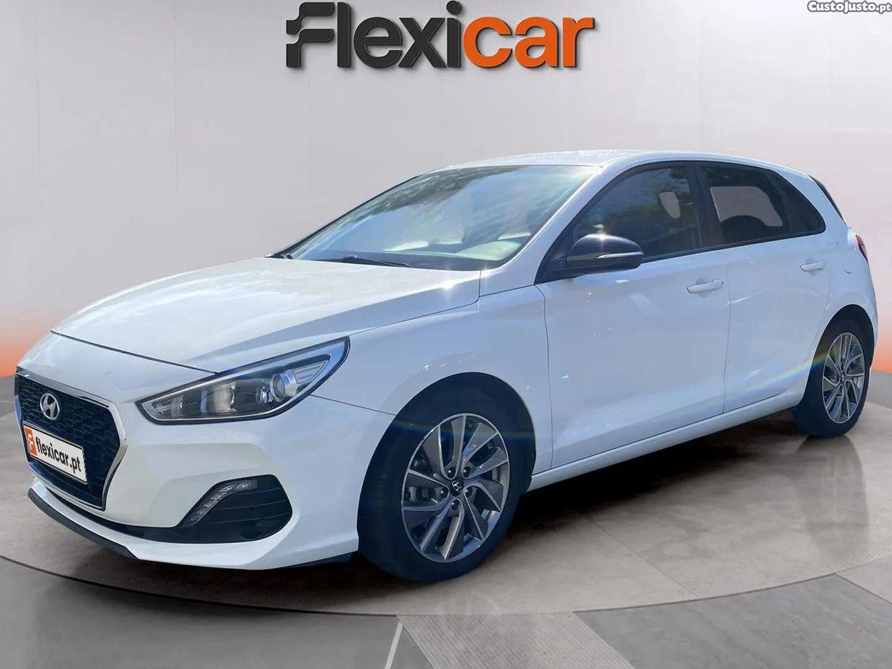 Hyundai i30 1.6 CRDi STyle 7DCT — fotografia 17