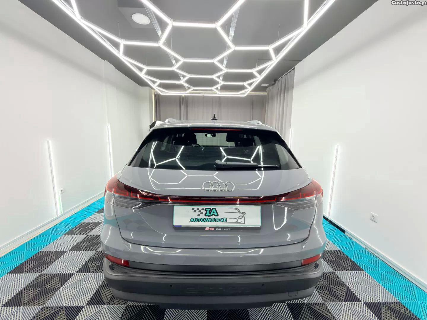 Audi e-tron 35 55 kwh — fotografia 15