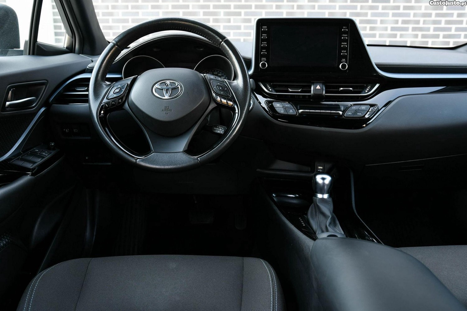 Toyota C-HR 1.8 Hybrid Square Collection — fotografia 9