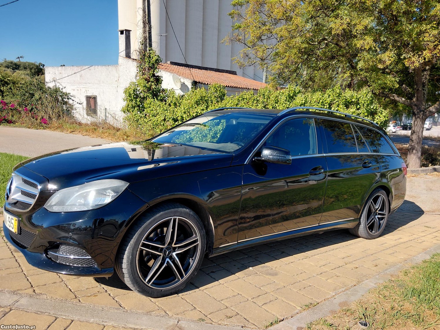 Mercedes-Benz E 220 Av — photo 3